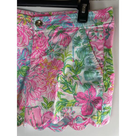 Lilly Pulitzer Buttercup Scalloped Shorts Multi-Color Floral Women's Size 2 - Picture 8 of 8